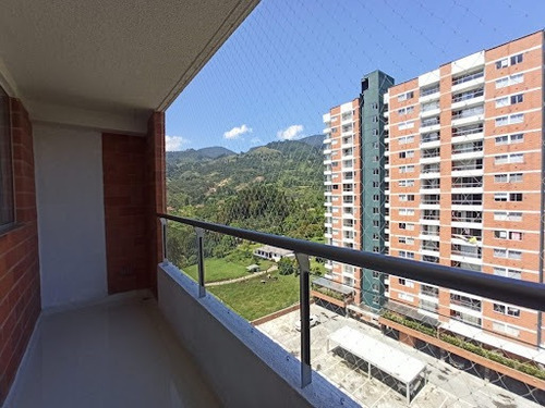 Imagen 16 de 18 de Apartamento En Arriendo Pueblo Viejo 472-2508