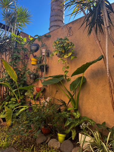 Ph 3 Ambientes Con Jardín Y Cochera Cerca De Au. Acc. Oeste Bajada Santa Rosa