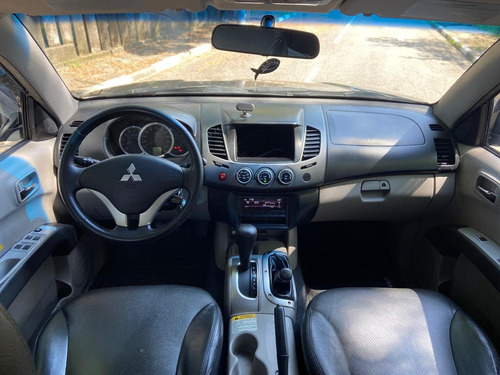 Mitsubishi L200 3.2 Triton Hpe Cab. Dupla 4x4 Aut. 4p