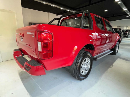 Imagen 6 de 15 de Nissan Frontier 2023 2.3 S Cd 4x2 Mt