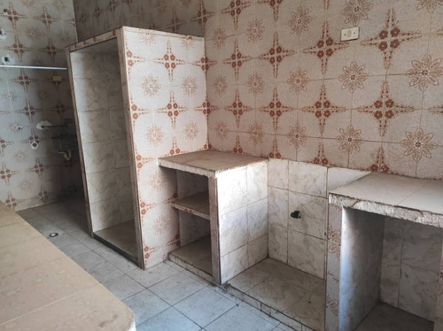 Imagen 10 de 10 de Alquiler De Aparatento En Maracay - Inmobiliaria Maggi Cod. 901