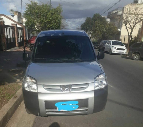 Peugeot Partner Patagónica 1.4 2014 Con G.n.c