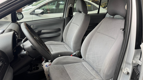 Volkswagen Spacefox 1.6 Plus Total Flex 5p