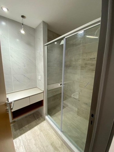 Imagen 11 de 19 de Departamento En Venta De 1 Dormitorio C/ Cochera En Canning