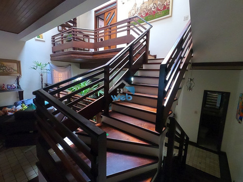 Imagem 16 de 30 de Imóvel Alto Padrão À Venda No Guabirotuba, Com 7 Quartos Sendo 2 Suítes, Salão De Festas Totalizando 550m² De Área Construída Sendo 413m² Averbados, Em Um Amplo Terreno Comercial E - Ca02215 - 710136