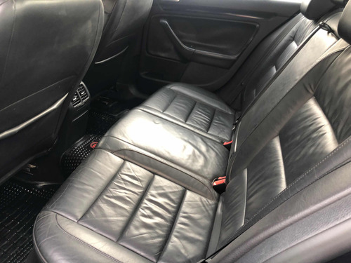Volkswagen Vento 2.5 Luxury Tiptronic 170cv