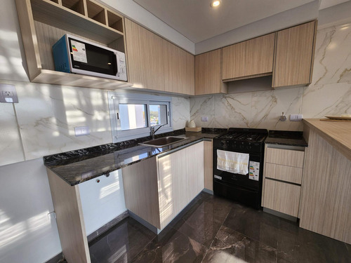 Departamento 3 Ambientes Con Parrilla Propia Amoblado