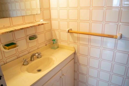 Departamento De 4 Ambientes En Venta En Olivos