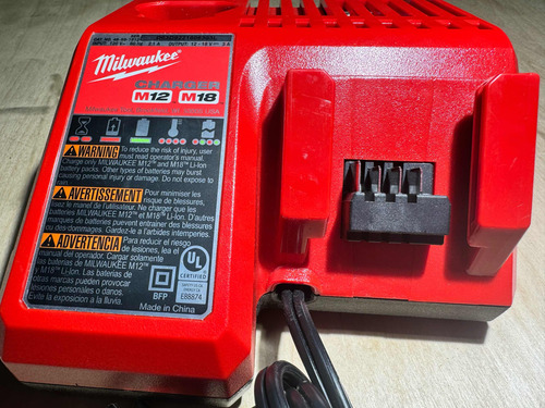 Cargador Milwaukee Original M12 M18 (Usado)