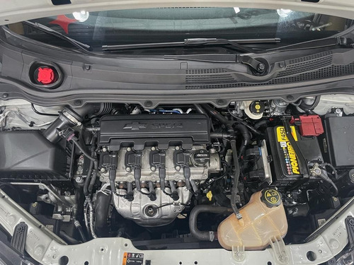 Imagem 14 de 15 de Chevrolet Onix Active 1.4 Flex Lindooo