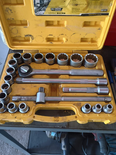 Vendo Oficina Completa