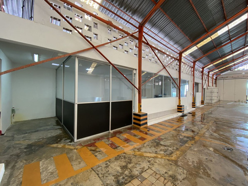 ¡potencia Tu Negocio En El Corazón De Mérida! Bodega Comercial En Renta