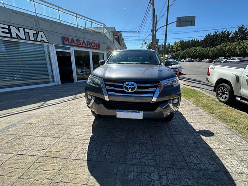 Toyota Hilux SW4 2.8 Srx 177cv 4x4 7as At