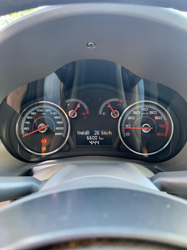 Fiat Palio Attractive 1.0 (flex) 2014