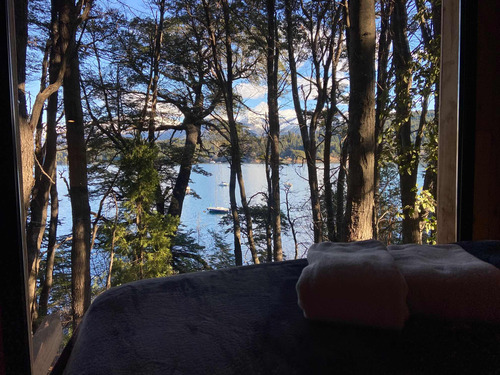 Alquiler Bariloche. Tiny House Sobre Lago Nahuel Huapi
