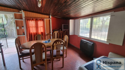 Retasada!! Casa En Venta, En Del Viso, Barrio Los Jazmines, Sobre La Calle Necochea Esquina Florida.