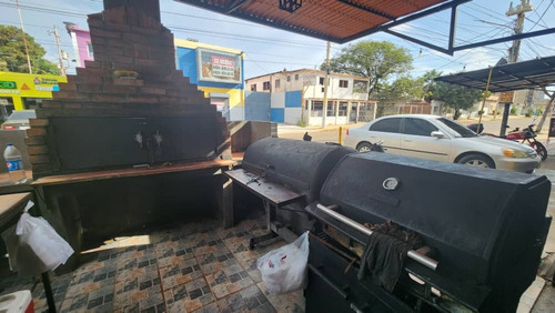Pcv-055 Zona Norte Negocio Asadero De Pollos Y Parrillas Anexo A Casa Urbanización Ziruma