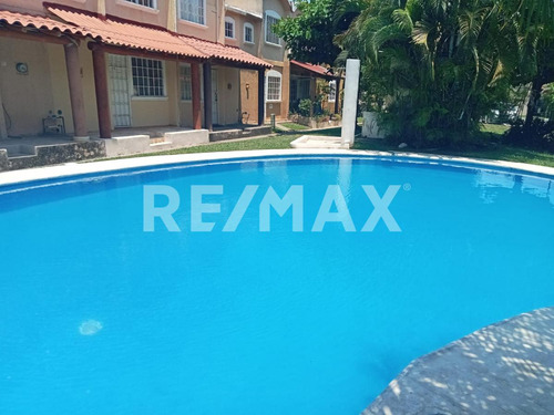 Casa En Renta En Ixtapa, Zihuatanejo