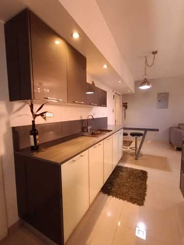 Yenny Vende Moderno Apartamento En El Parral Con Planta Electrica