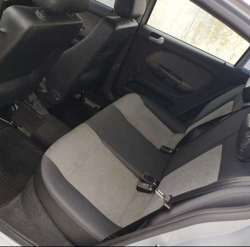 Volkswagen Gol Trend 1.6 Pack I 101cv