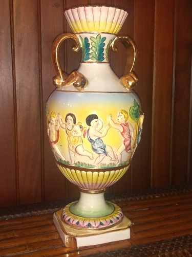 Imagen 7 de 8 de Ánfora De Porcelana Capodimonte En Relieve Made In Italy Fig