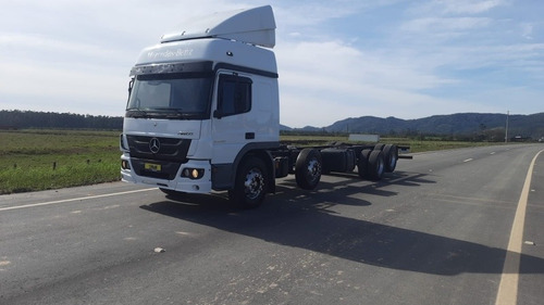 Imagem 15 de 19 de Mercedes Benz 3030 8x2 2019