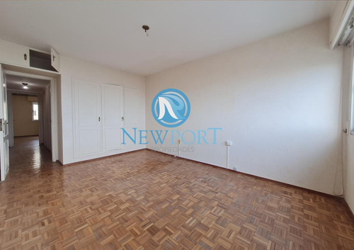 Imagen 4 de 14 de Venta Apto En Rambla De Punta Carretas! 3 Dorm Servicio, 2 Baños Garaje!