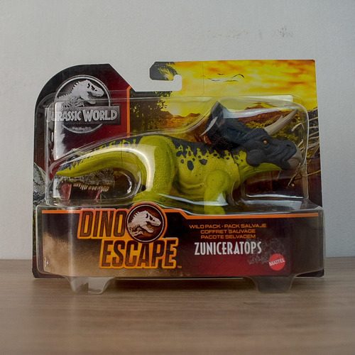 Zuniceratops Wild Pack Dino Escape Jurassic World (Usado)