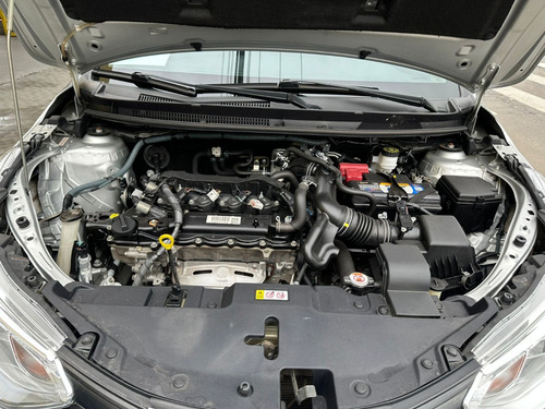 Toyota Yaris 1.5 Xl Plus Connect 16v Cvt 5p