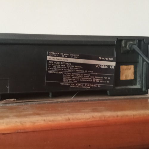 Grabador De Video Cassette Sharp Vc-m50 Ar Con Control (Usado)