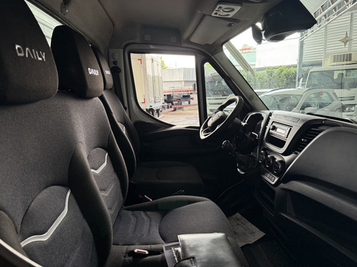 Caminhão 3/4 Baú Iveco Daily 45-170 Ñ 35s14 Delivery Express