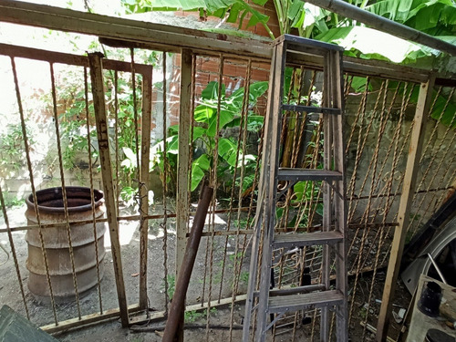 Protectores Para Puertas Y Protectores De Ventanas (Usado)