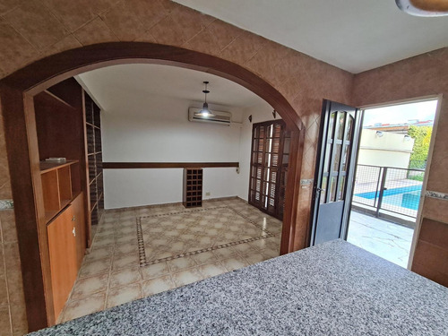 Imagen 5 de 15 de Chalet De 4 Ambientes En Venta En Ituzaingó Norte