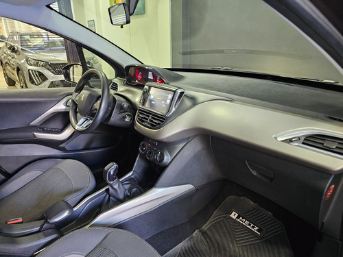 Peugeot 2008 1.6 Allure