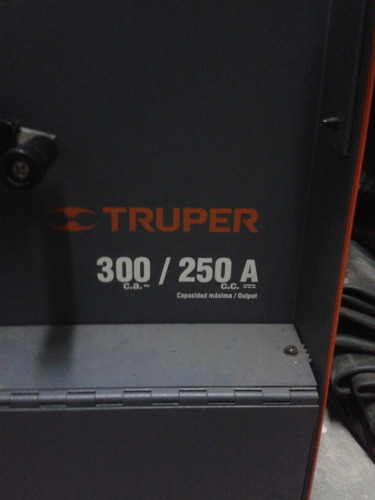 Maquina Soldar Truper 220 V Ac-dc 300/250 Amp Mod 14354