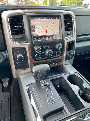 Ram 1500 Laramie 4x4 Automatica Con Accesorios Impecable