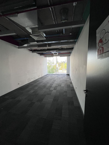 Oficina En Arriendo En Las Condes Metro Escuela Militar