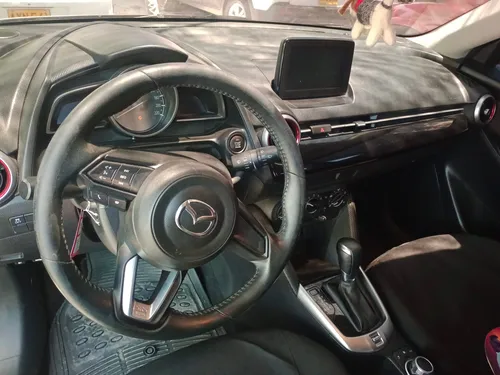Mazda 2 Modelo 2023, 19.000 Kilometraje