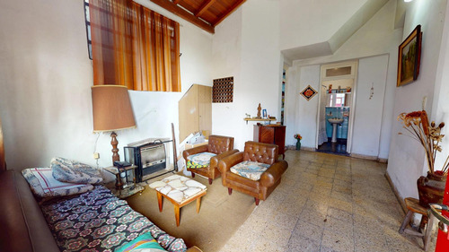 Venta Casa 4 Amb Monoamb Araujo Al 2200 Parque Avellaneda