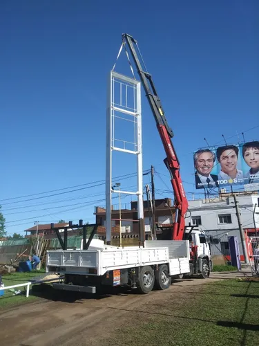 Alquiler De Camión Con Hidrogrua E Hidroelevadores.