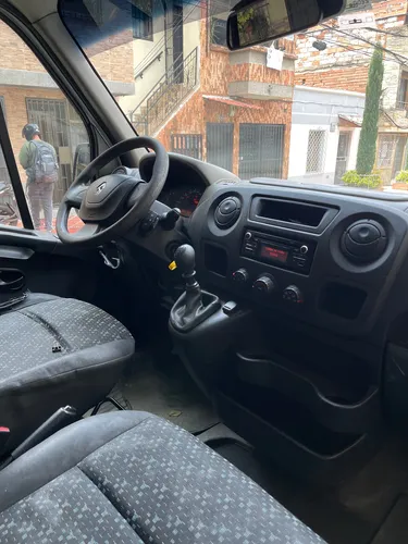 Renault Master 2.3
