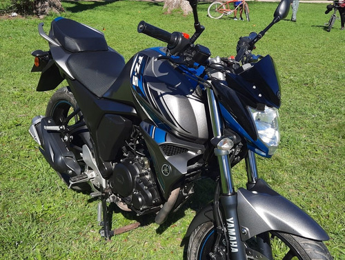 Imagen 2 de 9 de Yamaha Fz S