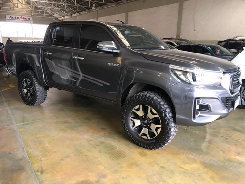Toyota Hilux 2.8 Cd Srx 177cv 4x2