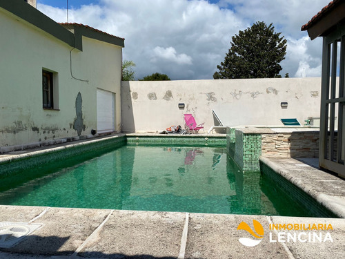 Imagen 18 de 20 de Casa En Venta 4 Dormitorios Mas Departamento 2 Dormitorios - Santa Rita