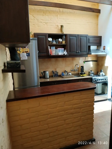 Imagen 5 de 12 de Preciosa Casa 3 Dormitorios En La Comercial!!