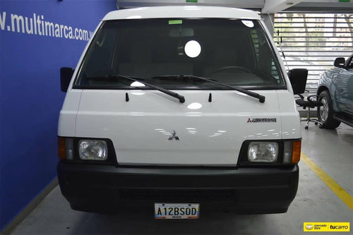 Mitsubishi Panel L300