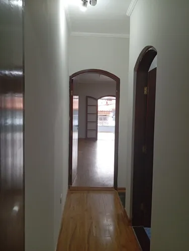 Casa Sobrado Com 02 Dormitórios, Lavabo E Móveis Planejados