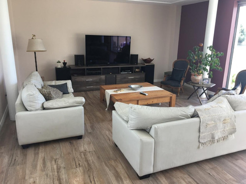 Imagen 12 de 13 de Venta Chalet - Rumenco - 6 Ambientes