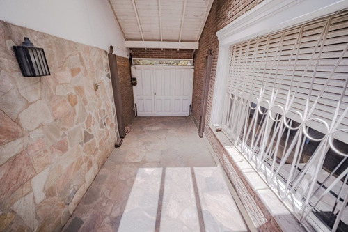Venta Casa 4 Ambientes Ramos Mejia Acep-permuta