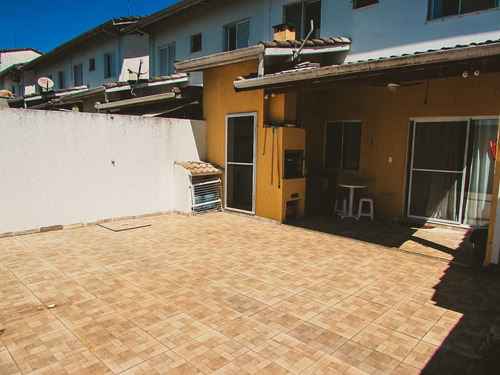 Sobrado Com 3 Dormitórios À Venda, 150 M² Por R$ 425.000,00 - Vila Santos - Caçapava/sp - So0886